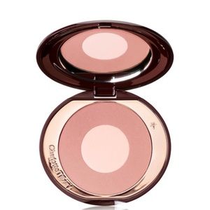 Charlotte Tilbury Cheek to Chic Blush Pillow Talk
